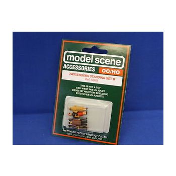 Model Scene 5058 Standing Passengers (B)