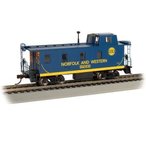 Bachmann - 14003 Streamlined Caboose With Offset Cupola - Norfolk Western #562832 - HO Scale
