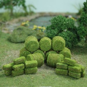 All Scale Scenics - 70049 Green Hay Bales - HO Scale