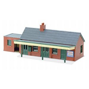 Peco - NB12 Country Station - Brick - N Scale