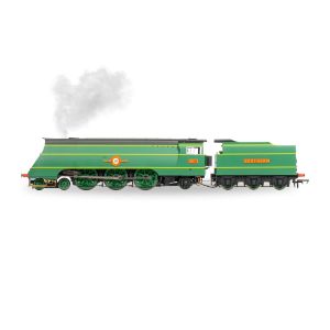 Hornby - R30399SS SR - Merchant Navy Class - 21C1 'Channel Packet' (With Steam Generator) - OO Scale