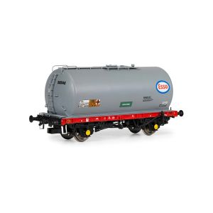 Hornby - R60208 BR, TTA Tanker Wagon, Esso 56046 - Era 8 - OO Scale