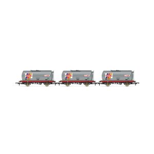 Hornby - R60258 Total, TTA Tank Wagon Triple Pack - Era 7 - OO Scale
